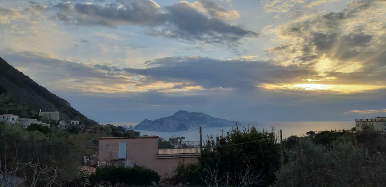 Il Profumo Di Capri Villa Маса Лубрензе Екстериор снимка